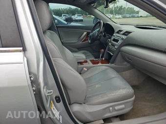 2010 Toyota Camry XLE - miniatura 8