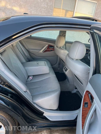 2010 Toyota Camry XLE - miniatura 6