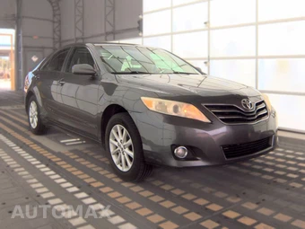 2010 Toyota Camry XLE - miniatura 3