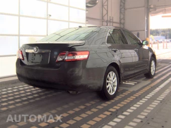 2010 Toyota Camry XLE - miniatura 4