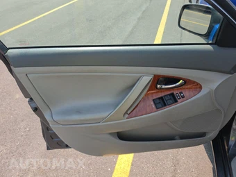2010 Toyota Camry XLE - miniatura 9