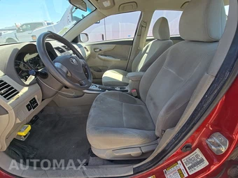 2010 Toyota Corolla - miniatura 7