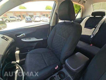2010 Toyota Corolla – miniatura 13