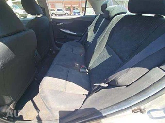 2010 Toyota Corolla – miniatura 14