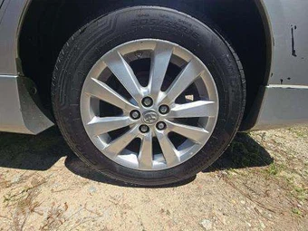 2010 Toyota Corolla – miniatura 17