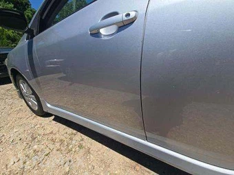 2010 Toyota Corolla – miniatura 2