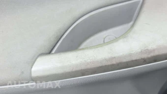 2010 Toyota Corolla - miniatura 30