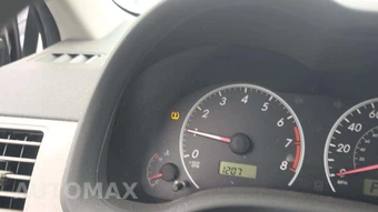 2010 Toyota Corolla - miniatura 40