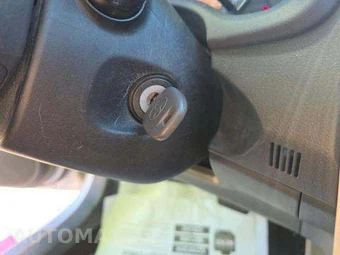 2010 Toyota Corolla – miniatura 9