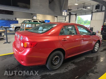 2010 Toyota Corolla - miniatura 4