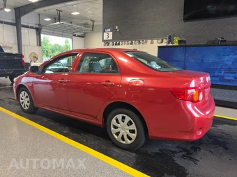 2010 Toyota Corolla - miniatura 6