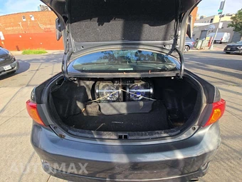 2010 Toyota Corolla – miniatura 14