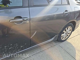 2010 Toyota Corolla – miniatura 24