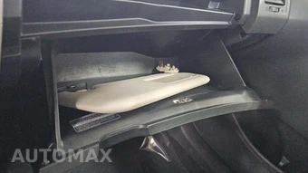 2010 Toyota Corolla – miniatura 32