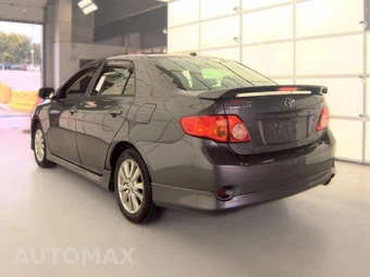 2010 Toyota Corolla – miniatura 6