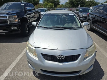 2010 Toyota Corolla – miniatura 2