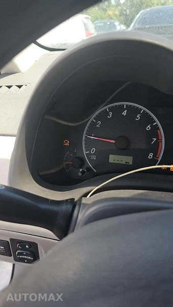 2010 Toyota Corolla – miniatura 22