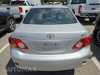 2010 Toyota Corolla – miniatura 5