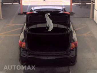 2010 Toyota Corolla CE – miniatura 5