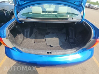 2010 Toyota Corolla - miniatura 16