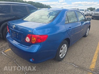 2010 Toyota Corolla - miniatura 4