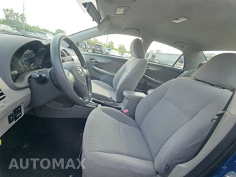 2010 Toyota Corolla - miniatura 7