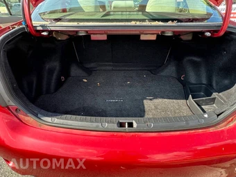 2010 Toyota Corolla - miniatura 18