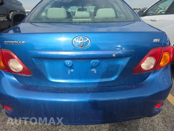 2010 Toyota Corolla – miniatura 16