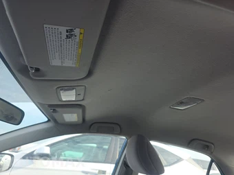 2010 Toyota Corolla – miniatura 17
