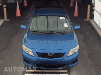 2010 Toyota Corolla – miniatura 2