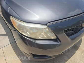 2010 Toyota Corolla LE – miniatura 18