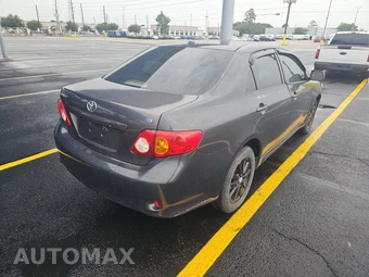 2010 Toyota Corolla LE – miniatura 4
