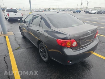 2010 Toyota Corolla LE – miniatura 6