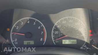 2010 Toyota Corolla LE – miniatura 19