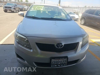 2010 Toyota Corolla LE – miniatura 2