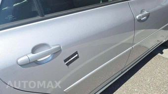 2010 Toyota Corolla LE – miniatura 21