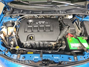 2010 Toyota Corolla S – miniatura 15