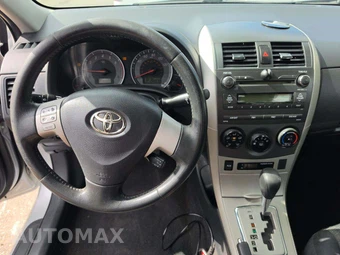 2010 Toyota Corolla S – miniatura 10