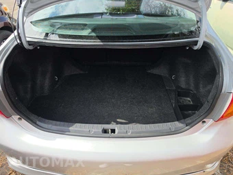 2010 Toyota Corolla S – miniatura 14