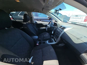2010 Toyota Corolla S – miniatura 8