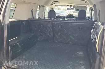 2010 Toyota FJ Cruiser w/Rear Doors - miniatura 13