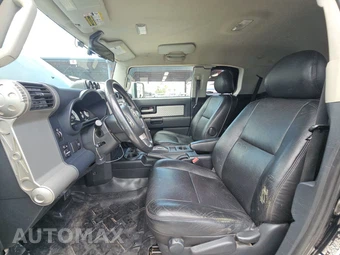 2010 Toyota FJ Cruiser w/Rear Doors - miniatura 13