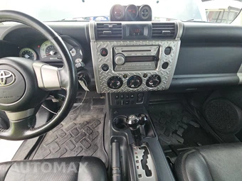 2010 Toyota FJ Cruiser w/Rear Doors - miniatura 17