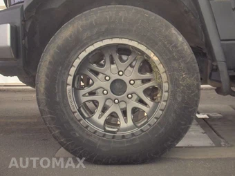 2010 Toyota FJ Cruiser w/Rear Doors - miniatura 9