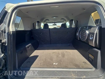 2010 Toyota FJ Cruiser w/Rear Doors - miniatura 16