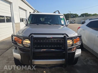 2010 Toyota FJ Cruiser w/Rear Doors - miniatura 2