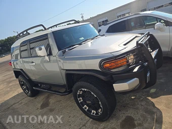 2010 Toyota FJ Cruiser w/Rear Doors - miniatura 3