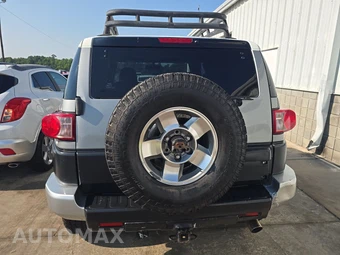 2010 Toyota FJ Cruiser w/Rear Doors - miniatura 5