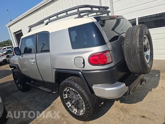 2010 Toyota FJ Cruiser w/Rear Doors - miniatura 6