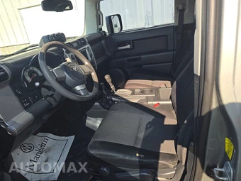 2010 Toyota FJ Cruiser w/Rear Doors - miniatura 7